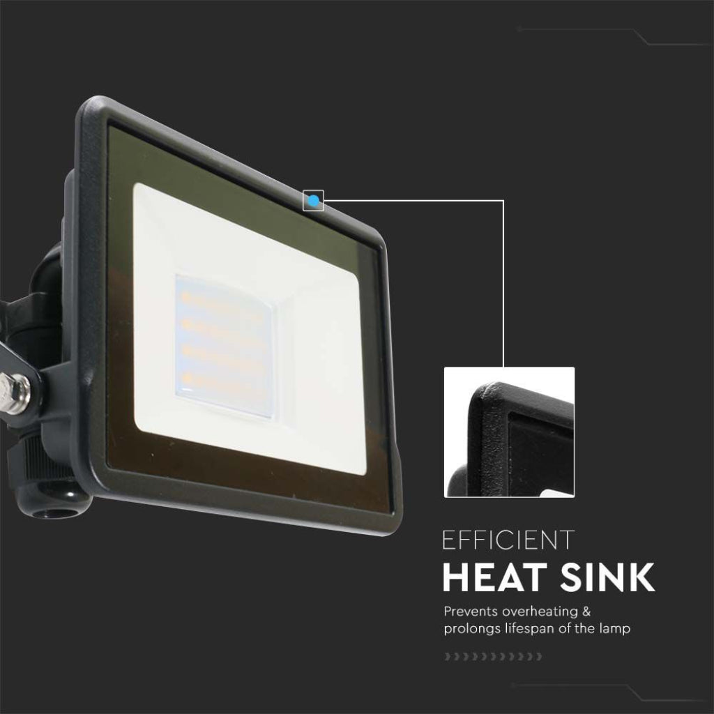V-TAC Lampa naświetlacz LED 10W Kompatybilna z Google Home i Amazon Alexa poprzez aplikację V-Tac Smart RGB + 3000K + 6500K